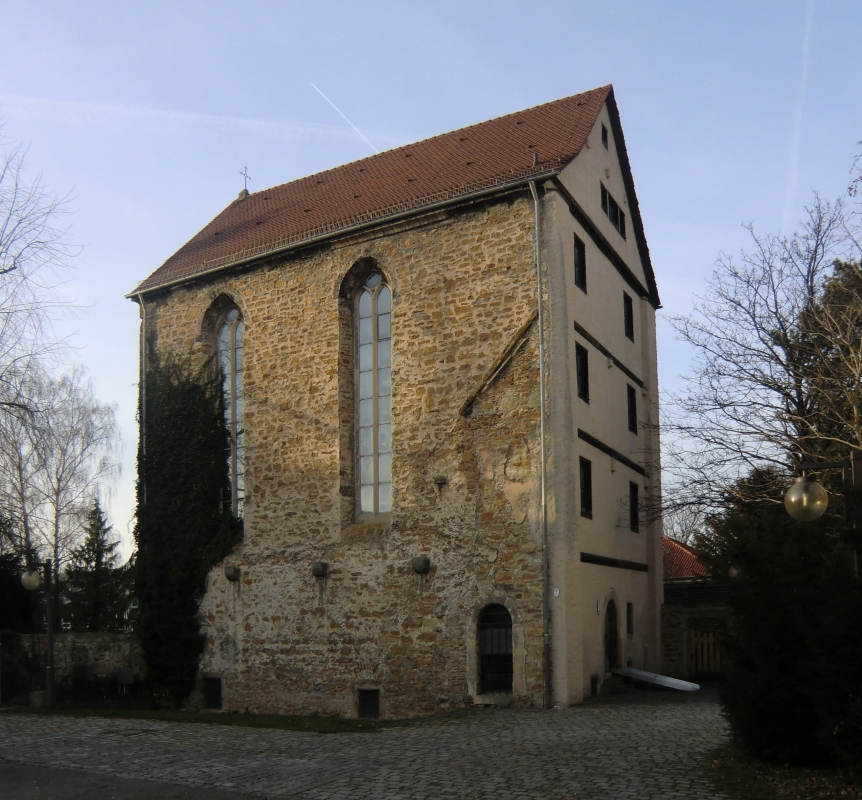 Die um 1300 erbaute Klosterkirche in Pfullingen, in der Reformation 1539 zum Kornspeicher umgebaut, 2001 für das Klosterjubiläum saniert