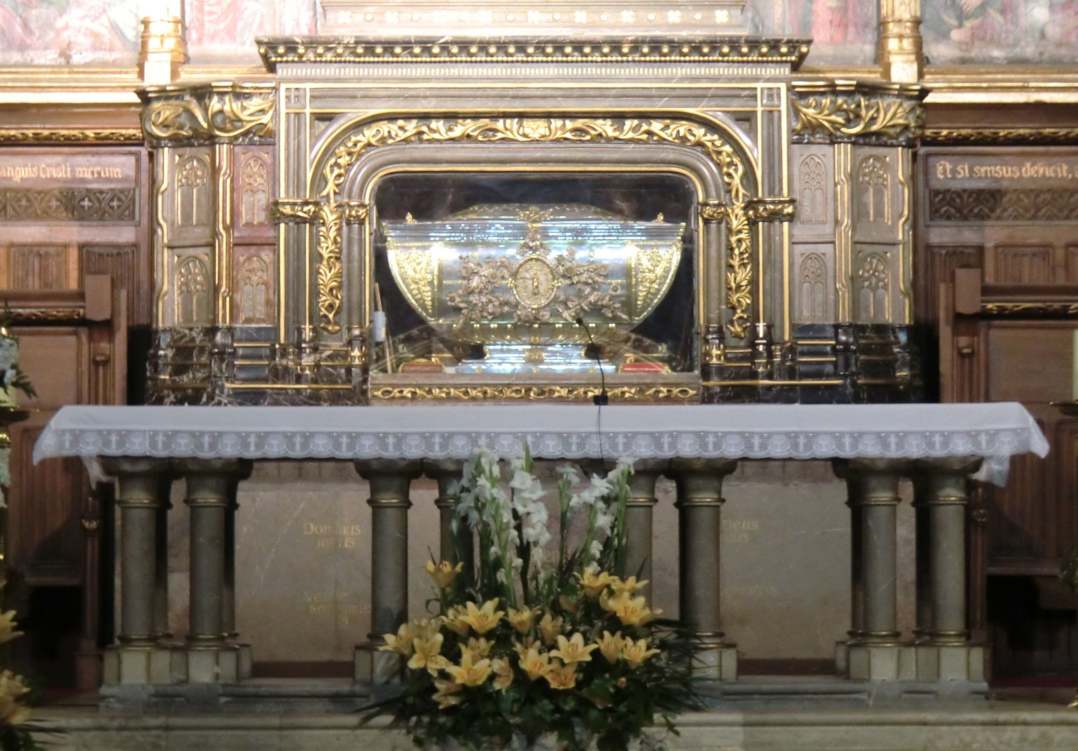 Isidors Silbersarg in der Basilika San Isidoro in León