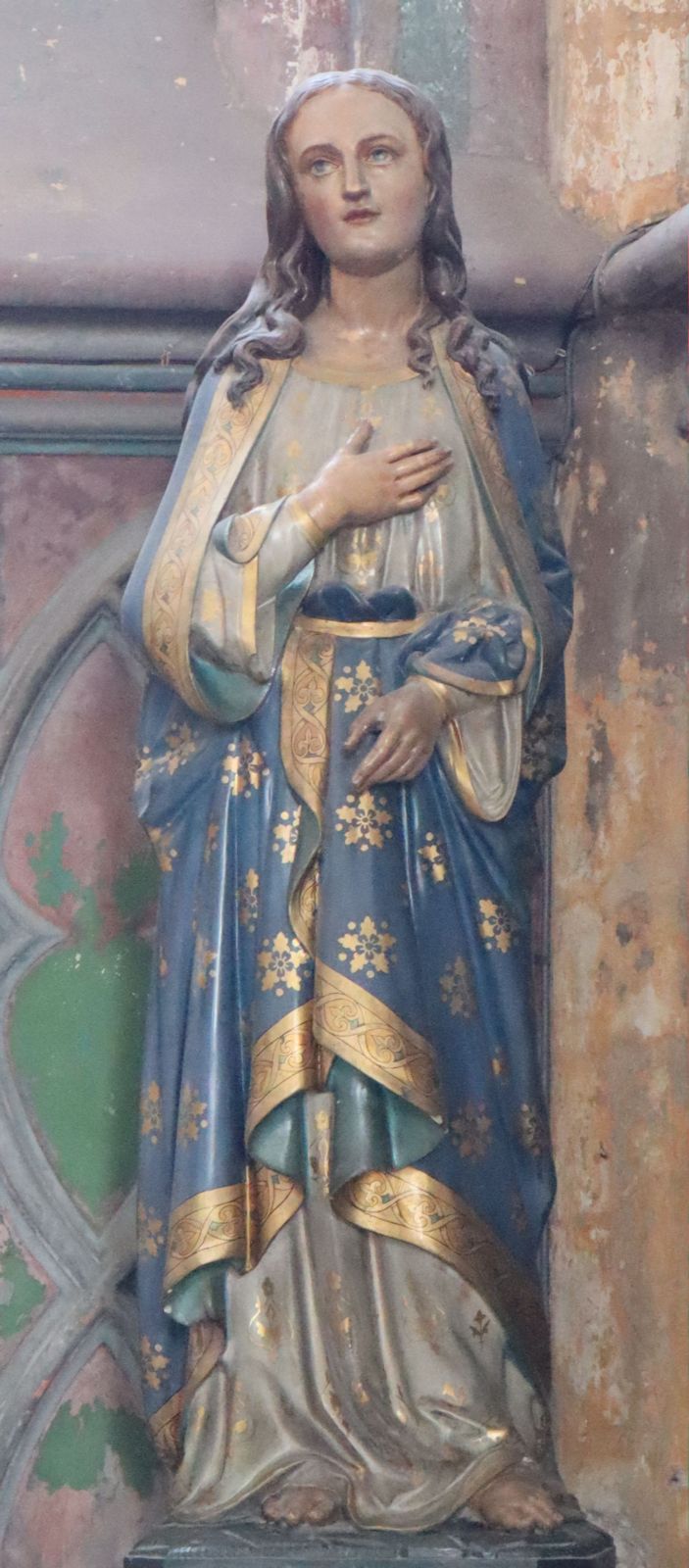 Statue in der Kirche Saint-Pierre in Aire-sur-la-Lys