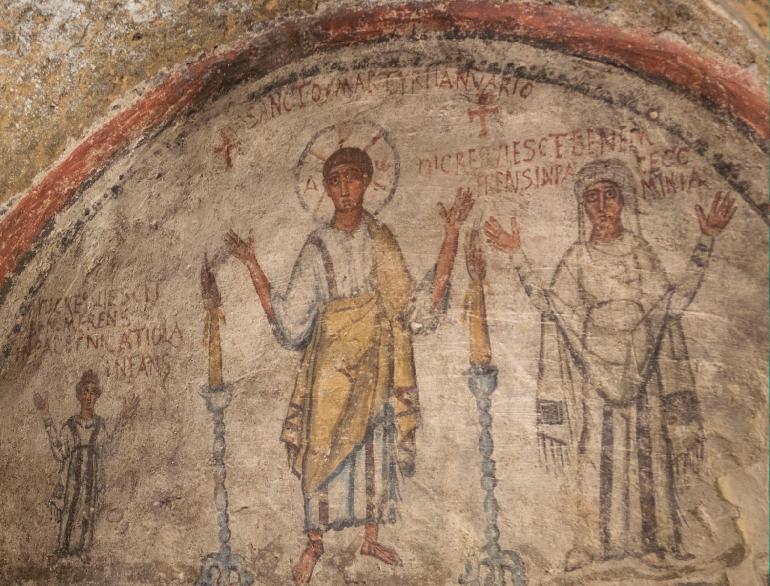 Fresko: Januarius (Mitte) mit einer verstorbenen Frau und deren Kind, in den Katakomben San Gennaro in Neapel