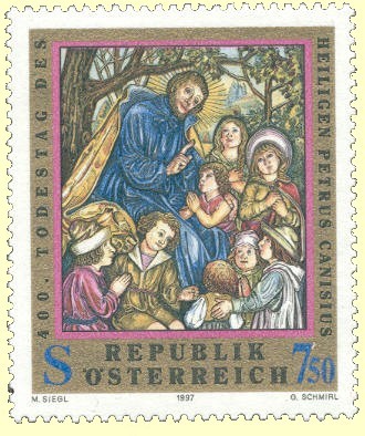 Briefmarke aus Österreich, 1997, zum 400. Todestag von Petrus Canisius, dem ersten in Deutschland wirkenden Jesuiten - nach einem Holzrelief von J. Bachlechner: Canisius erteilt acht Kindern Religionsunterricht
