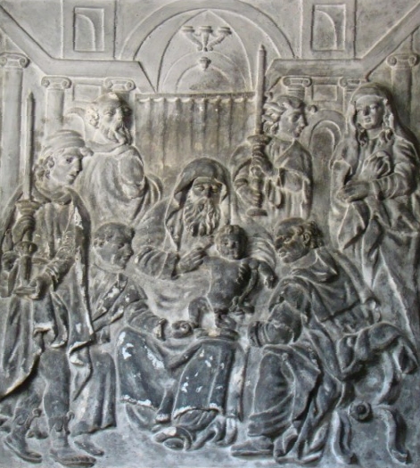 Relief in der Kirche in Calcata