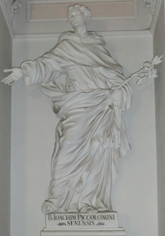 Statue in der Servitenkirche in Montepulciano