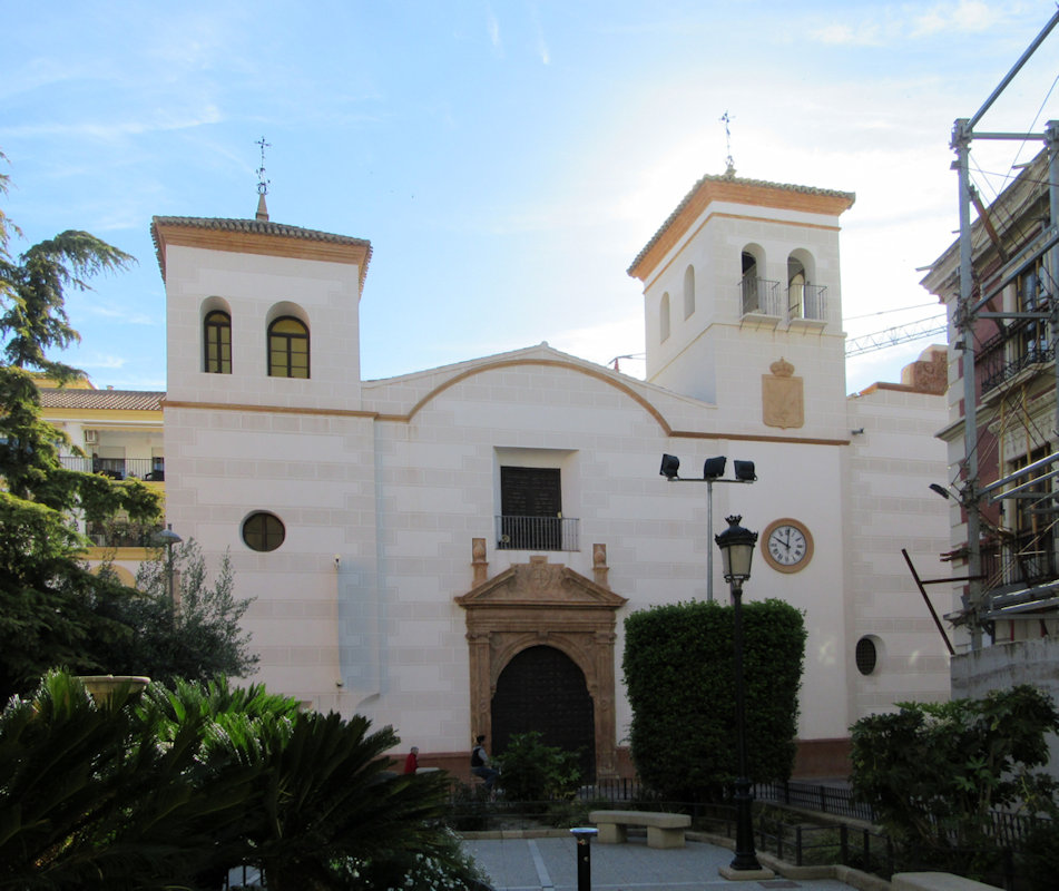 ehemaliges Kloster der Dominikaner in Lorca, 1551 gegründet, heute Museum für Stickereien, die bei den Prozessionen in der „Semana Santa”, der Karwoche, benutzt wurden