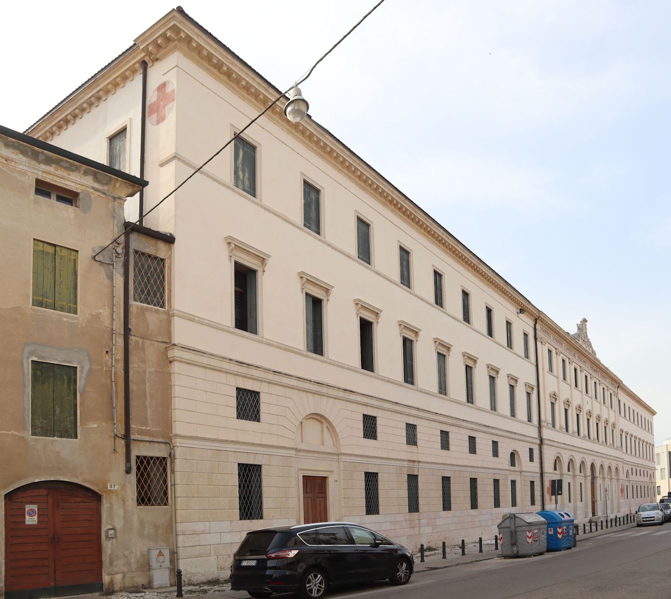Riesig: das Priesterseminar in Vicenza