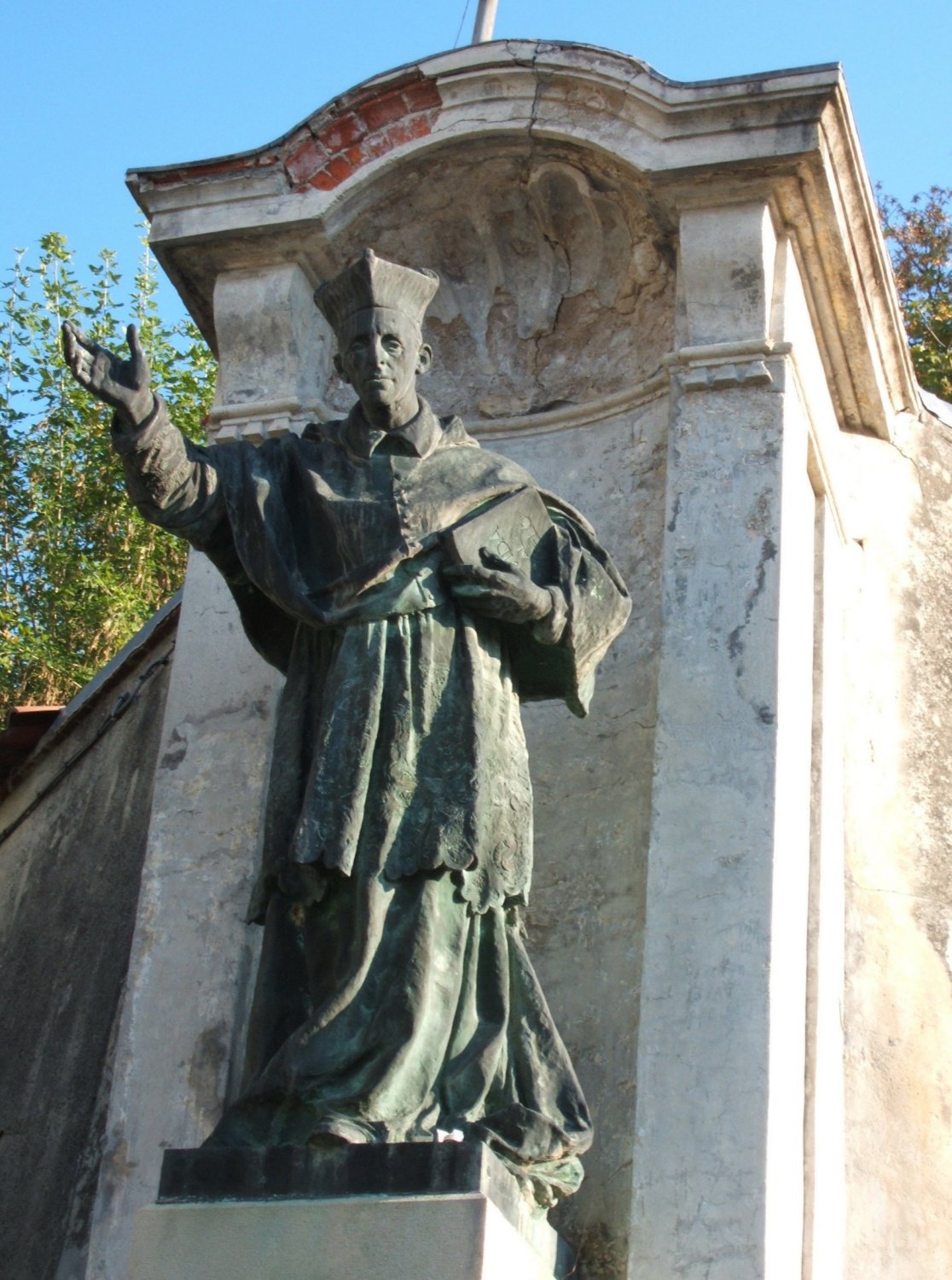 Denkmal am Marienheiligtum in Vicoforte