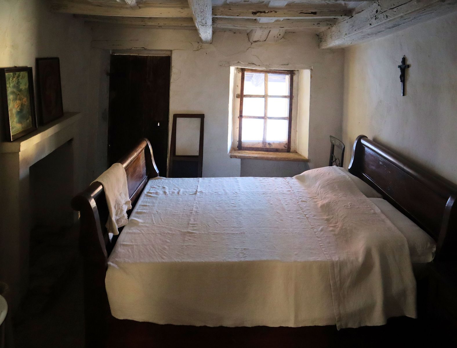 Zimmer von Mutter Margaretha Occhiena, in dem sie zusammen mit ihrer Schwiegermutter schlief, in Johannes' Geburtshaus