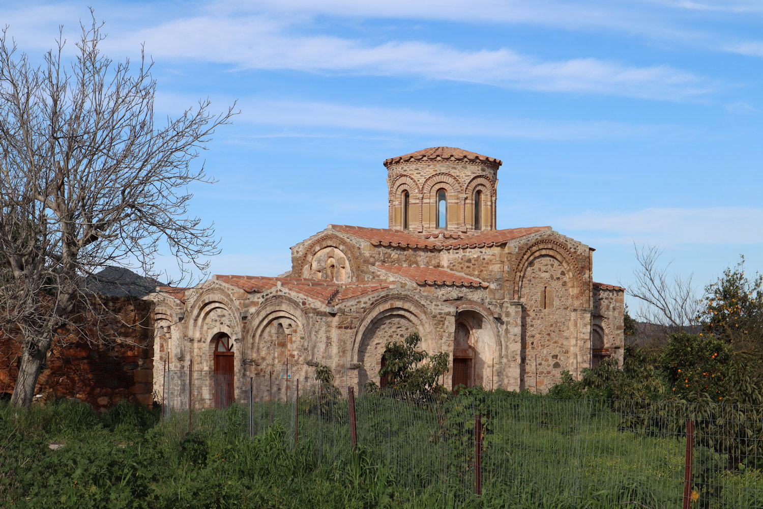 Kirche „Ágios Kúrios Joánnnnes ó Xénos” bei Alikianós