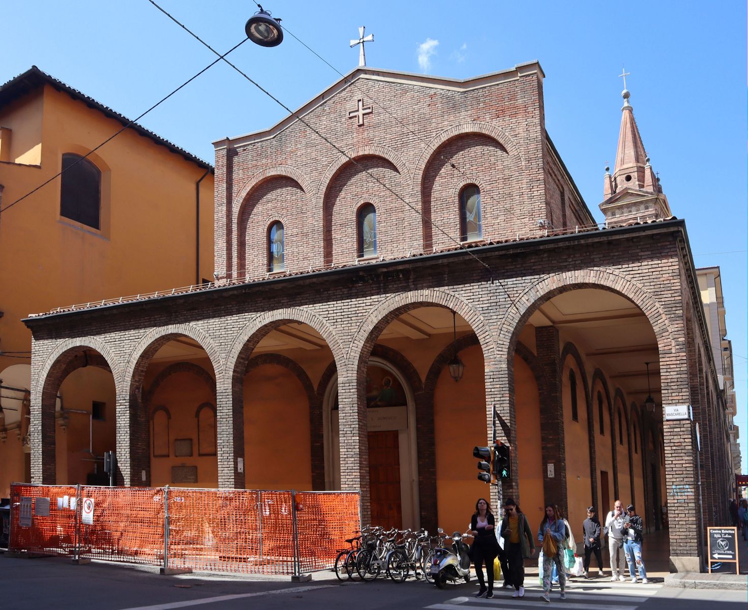 Kirche Santa Maria e San Domenico della Mascarella in Bologna