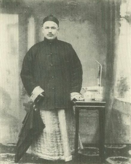 Joseph Maria Gambaro in chinesischer Kleidung