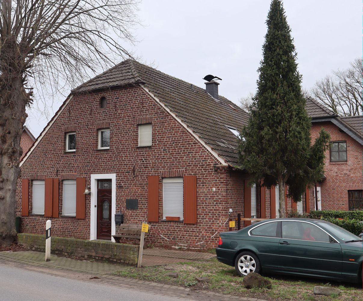 Hendrina Stenmanns Geburtshaus mit Gedenktafel in Issum