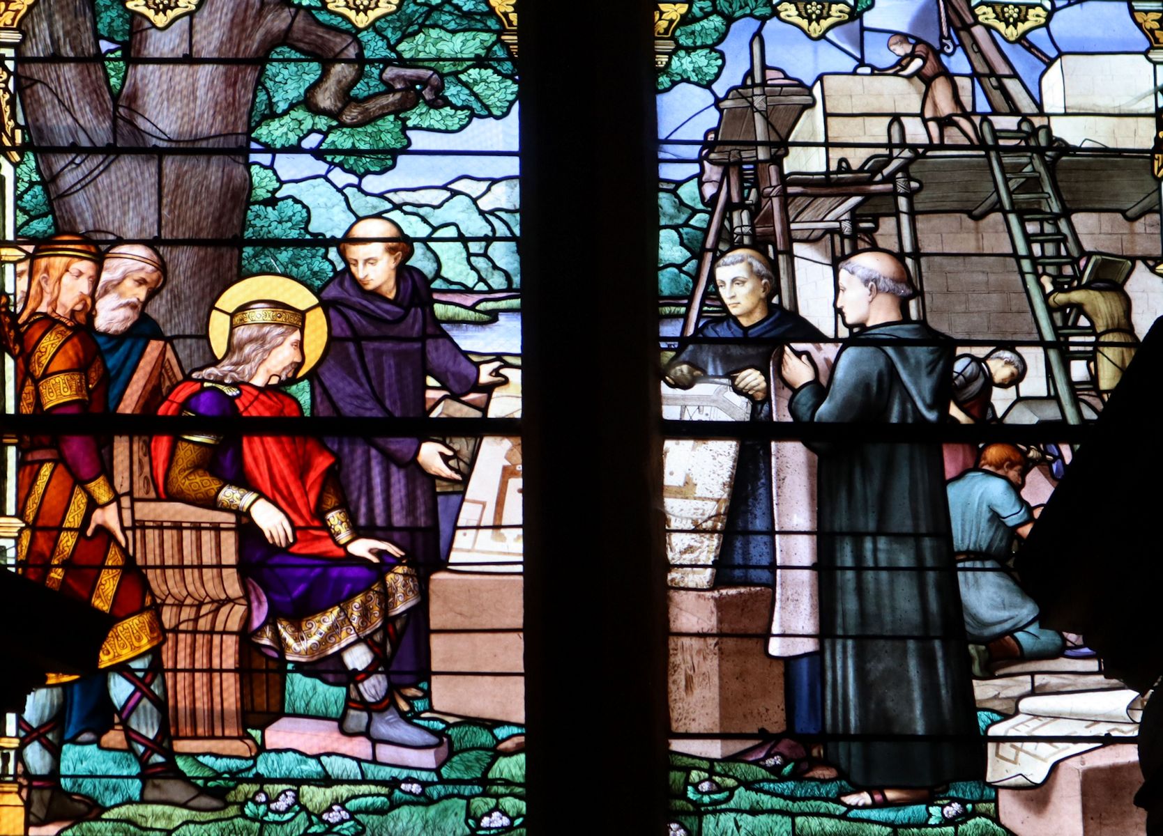 Glasfenster: Judicaël als Klostergründer, in der Kirche des ehemaligen Klosters in Paimpont