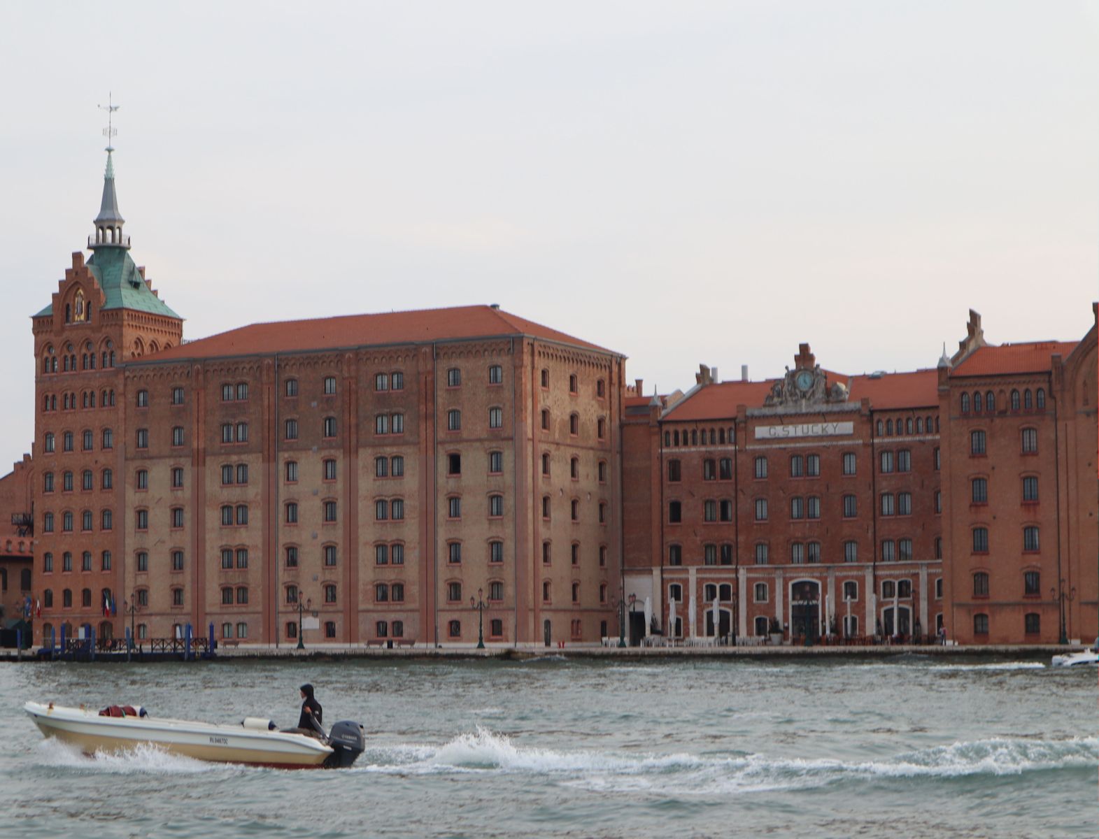 Hotel Hilton an der Stelle des früheren Klosters Santi Biagio e Cataldo in Venedig