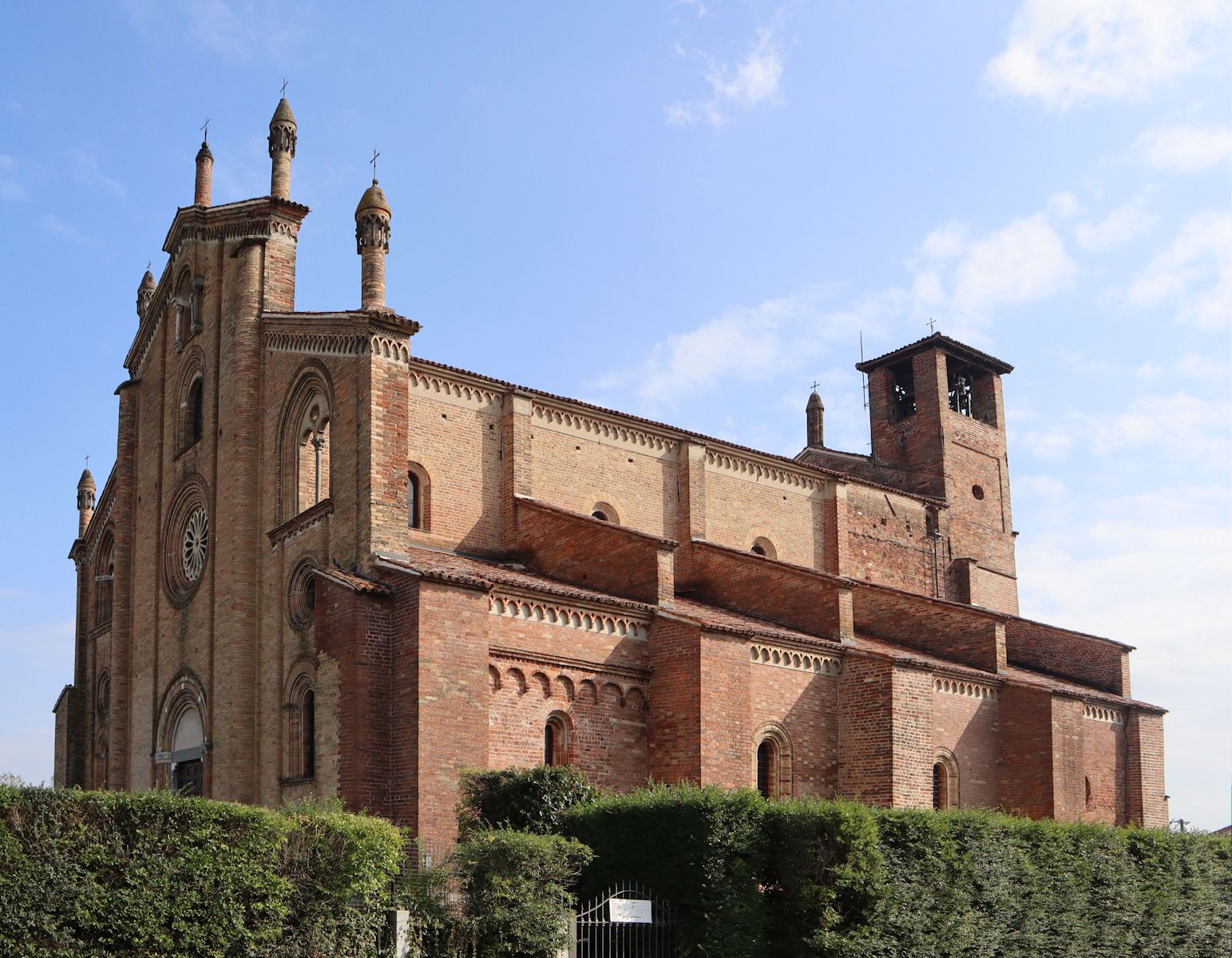 Basilika in Lodi Vecchio, 378 durch Bassianus von Lod den zwölf Aposteln geweiht