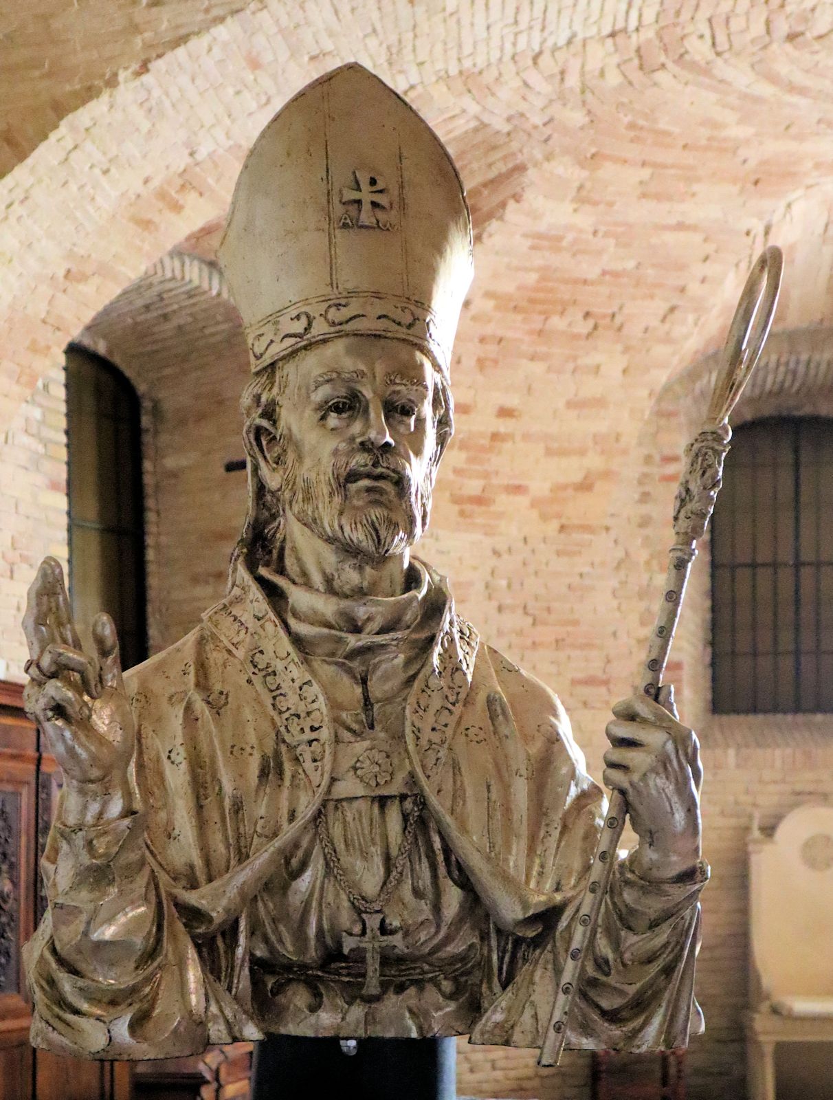 Büste in der Krypta der Kathedrale in Chieti