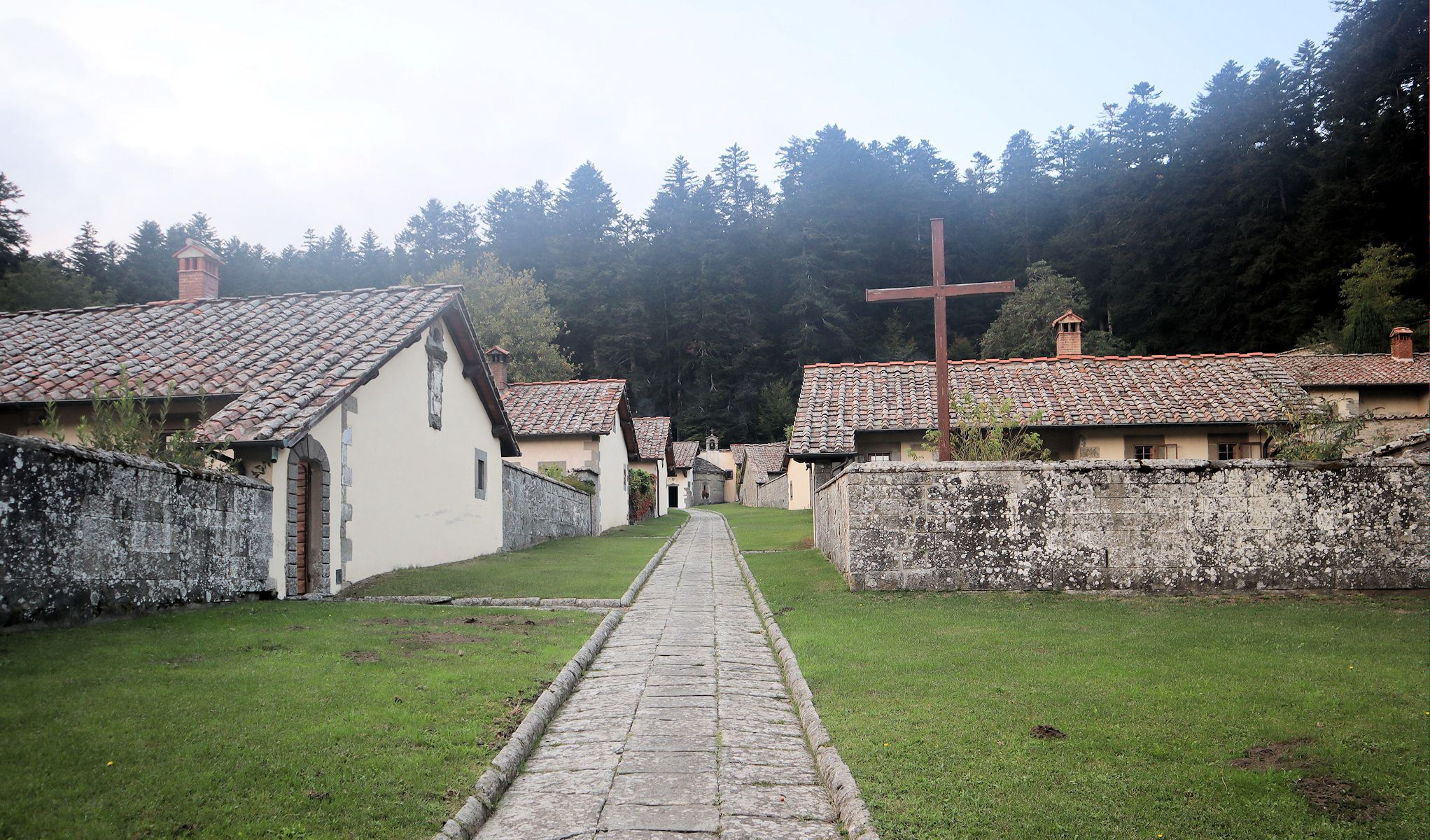 Einige der 20 Zellen der Einsiedelei Camaldoli