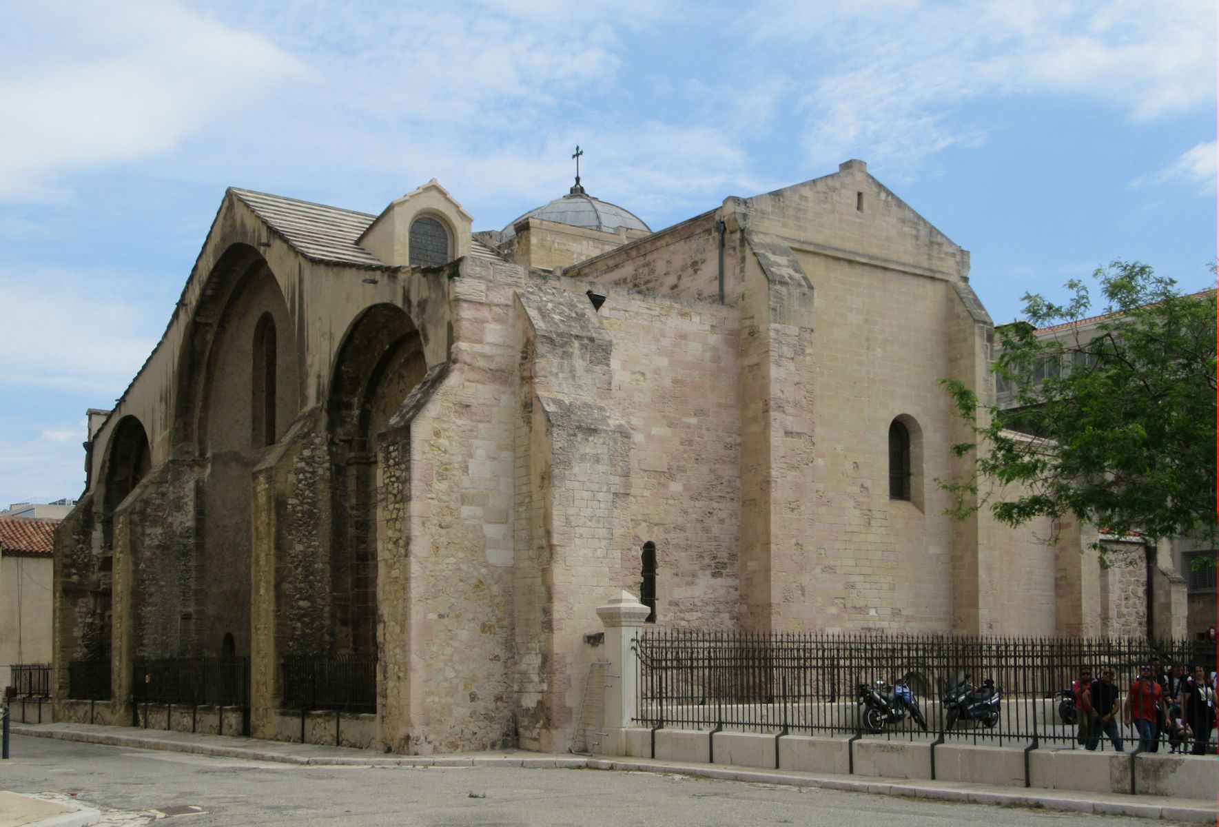 Reste der Kathedrale Vieille Majeure in Marseille, deren Kirchenschiff abgerissen wurde, um Platz für die neue Kathedrale Sainte-Marie-Majeure zu schaffen