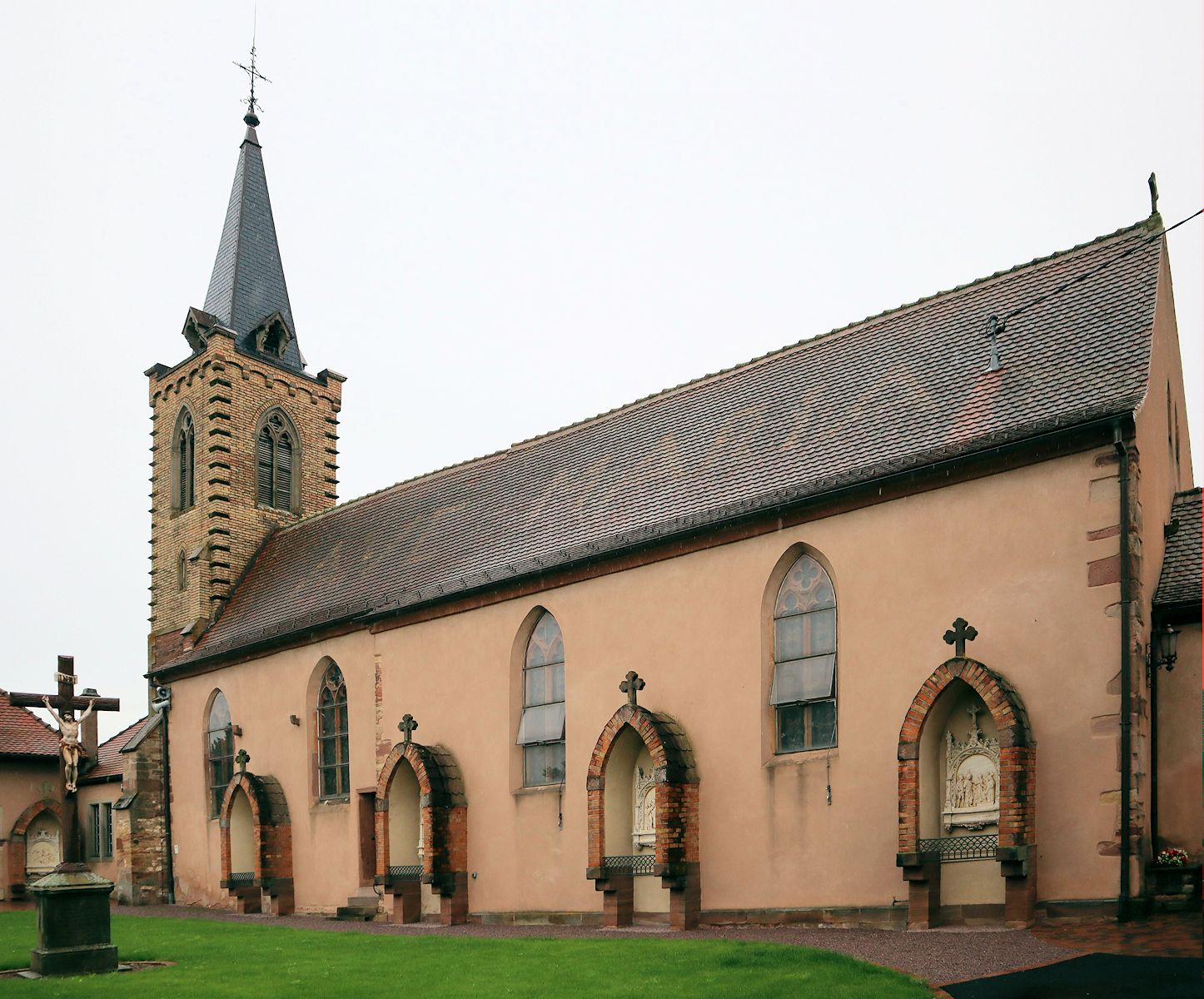 Kirche des Klosters Maria-Altbronn bei Ergersheim