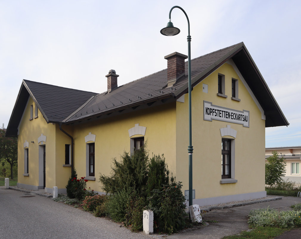 ehemaliger Bahnhof in Kopfstetten