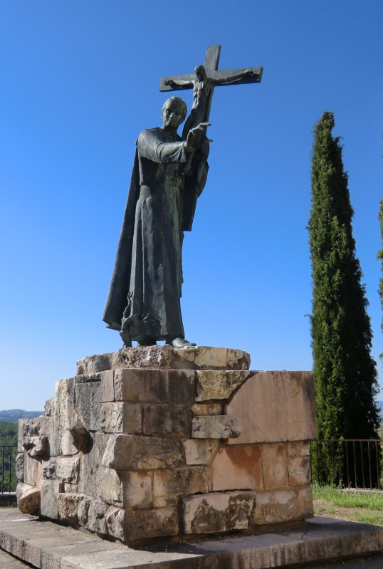 Statue am Kloster San Felice bei Giano