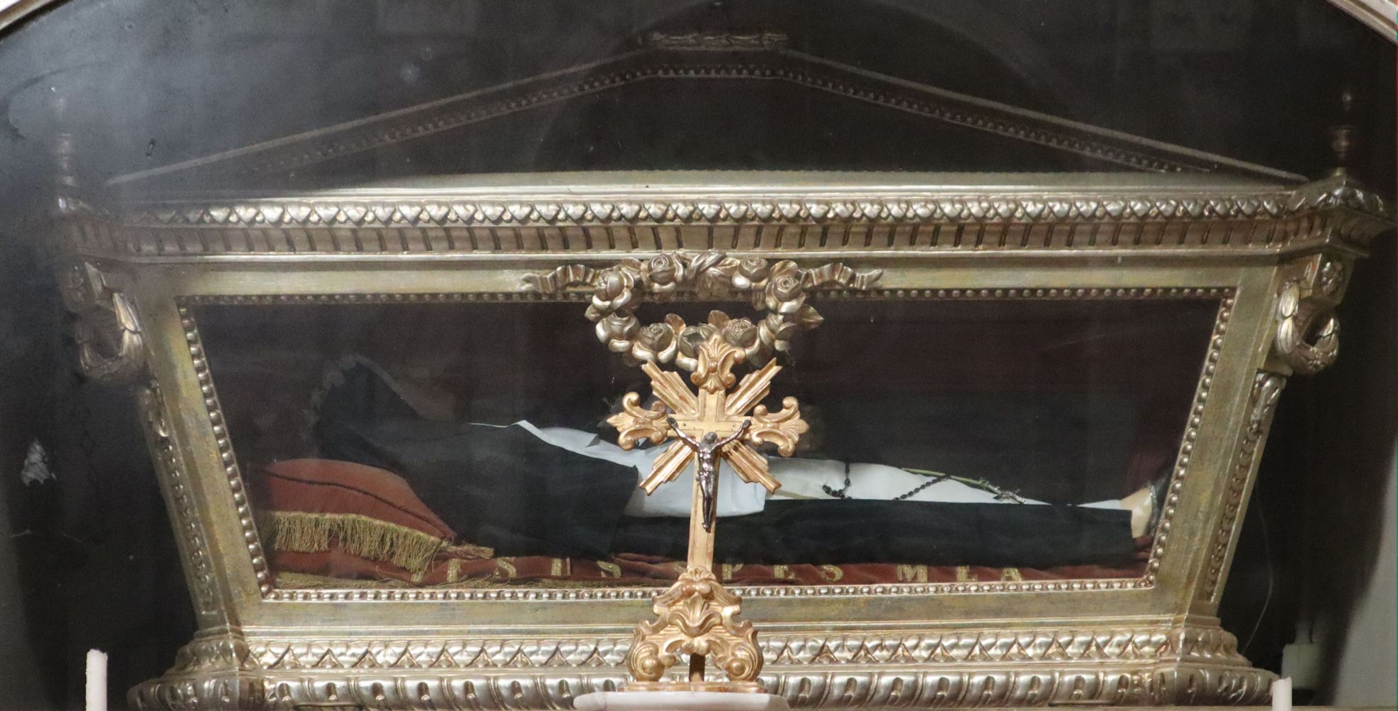 Liegefigur in der Kirche Santa Maria Vergine Assunta in Garessio