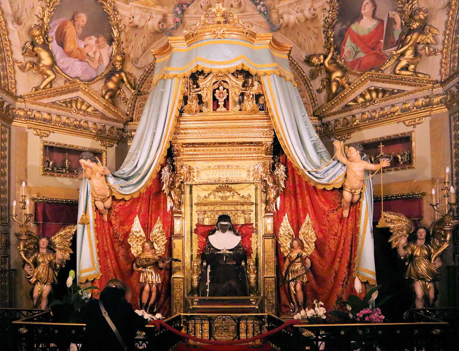 Katharinas Leichnam in der Klarissenkirche Corpus Domini in Bologna