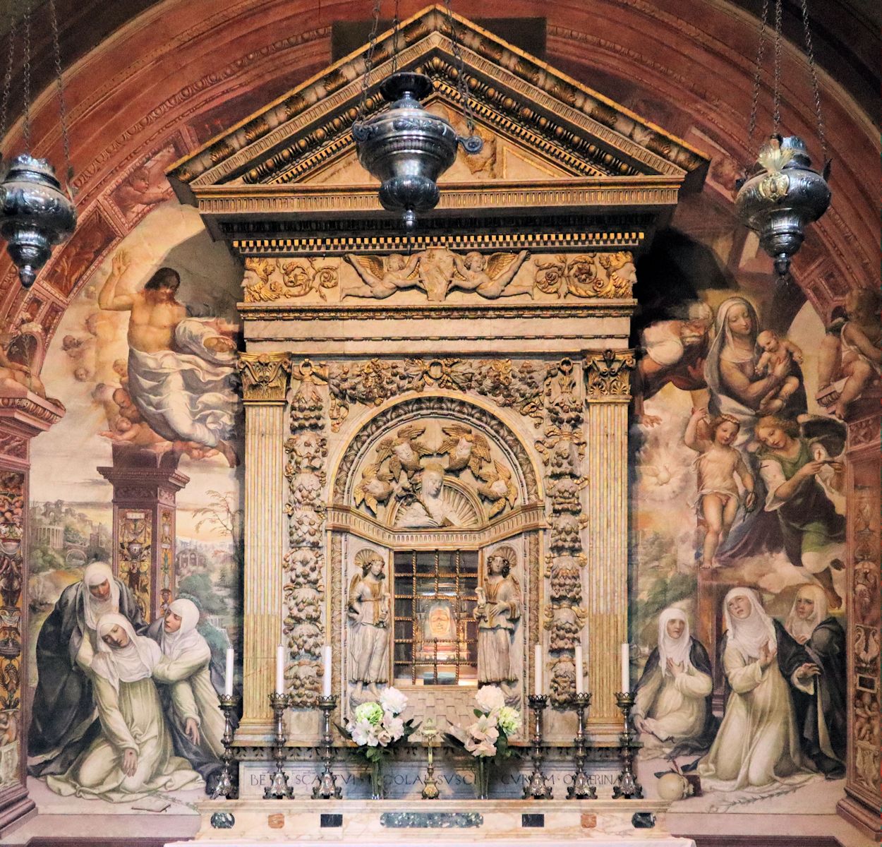 Kapelle Santa Caterina mit der 1384 von Raimund von Capua nach Siena gebrachten Kopfreliquie, in der Basilika San Domenico in Siena