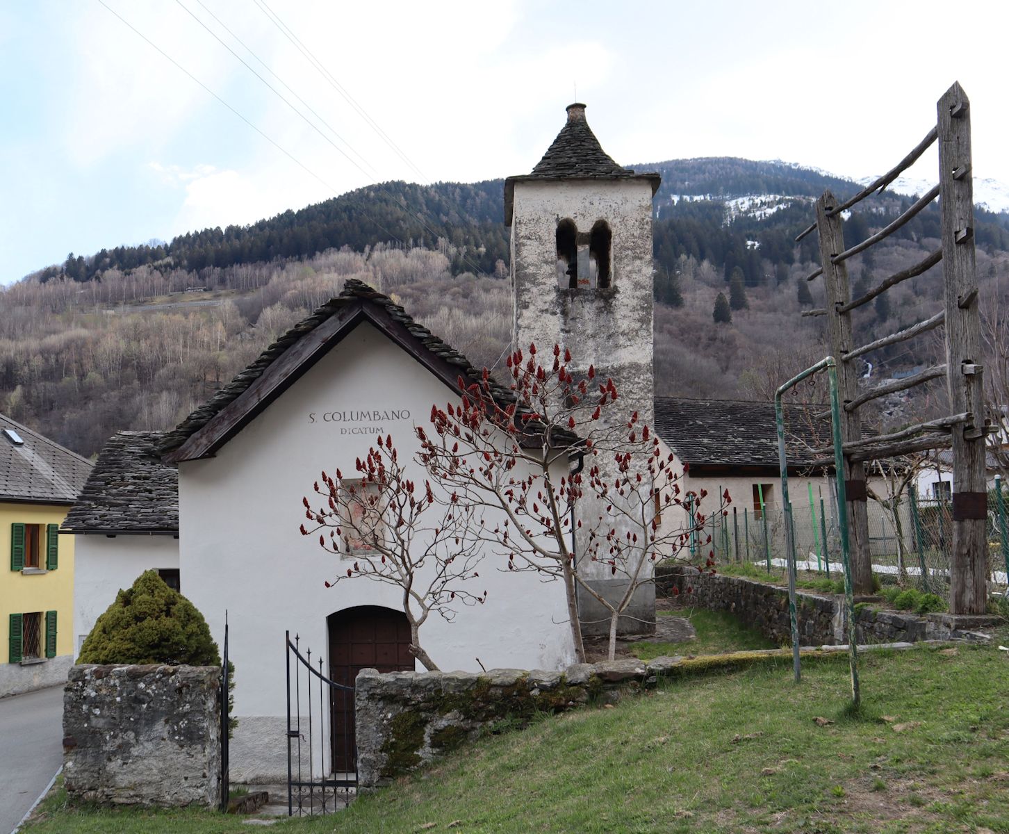 Kolumban-Kirche in Olivone