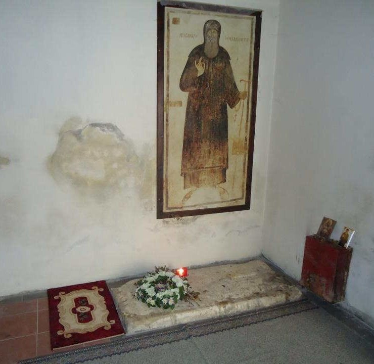 Kosmas' Grab in der Kirche in Kolikontasi