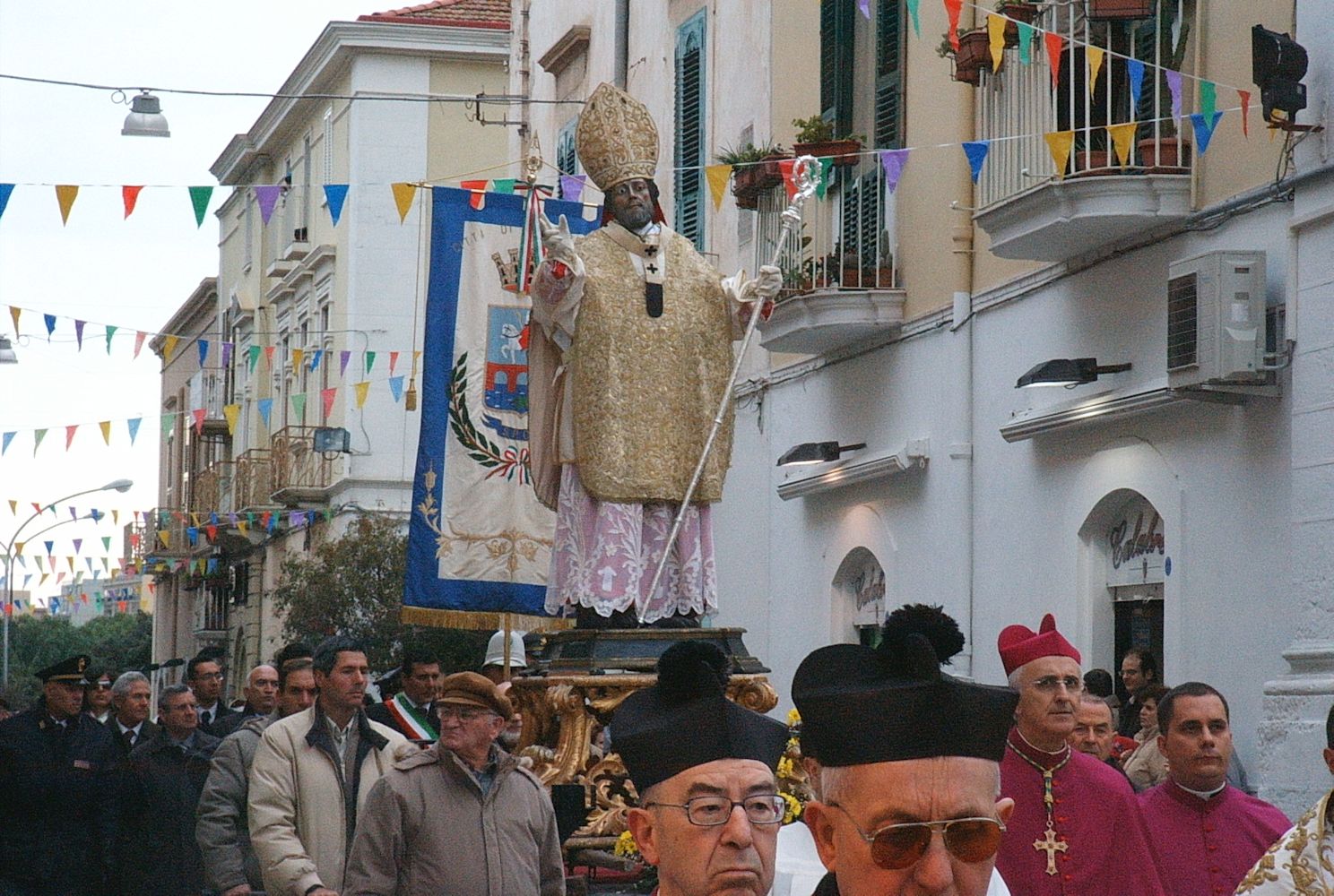 Prozession in Manfredonia zu Ehren von Laurentius am 7. Februar 2005