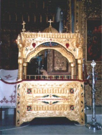 Schrein mit Urne, in der angeblich der Kopf von Lazarus aufbewahrt ist, in der Kirche in Lárnaka