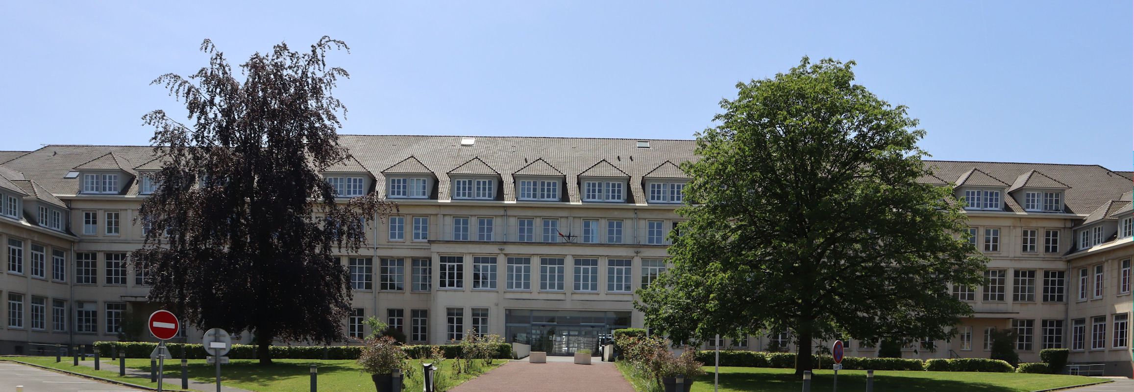 ehemaliges Jesuitenkolleg</a> in Amiens