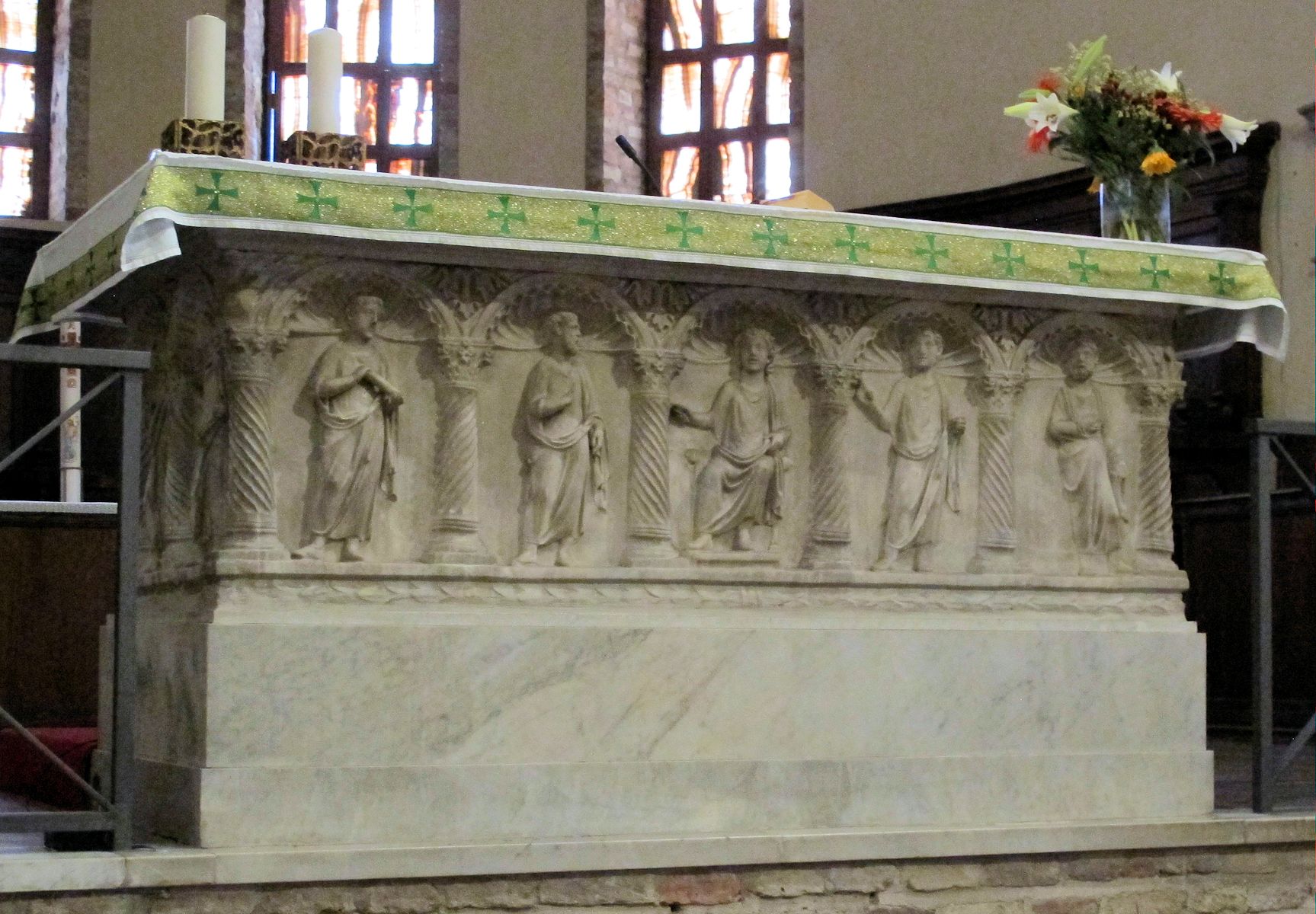 Liberius' Sarkophag, in der Kirche San Francesco in Ravenna