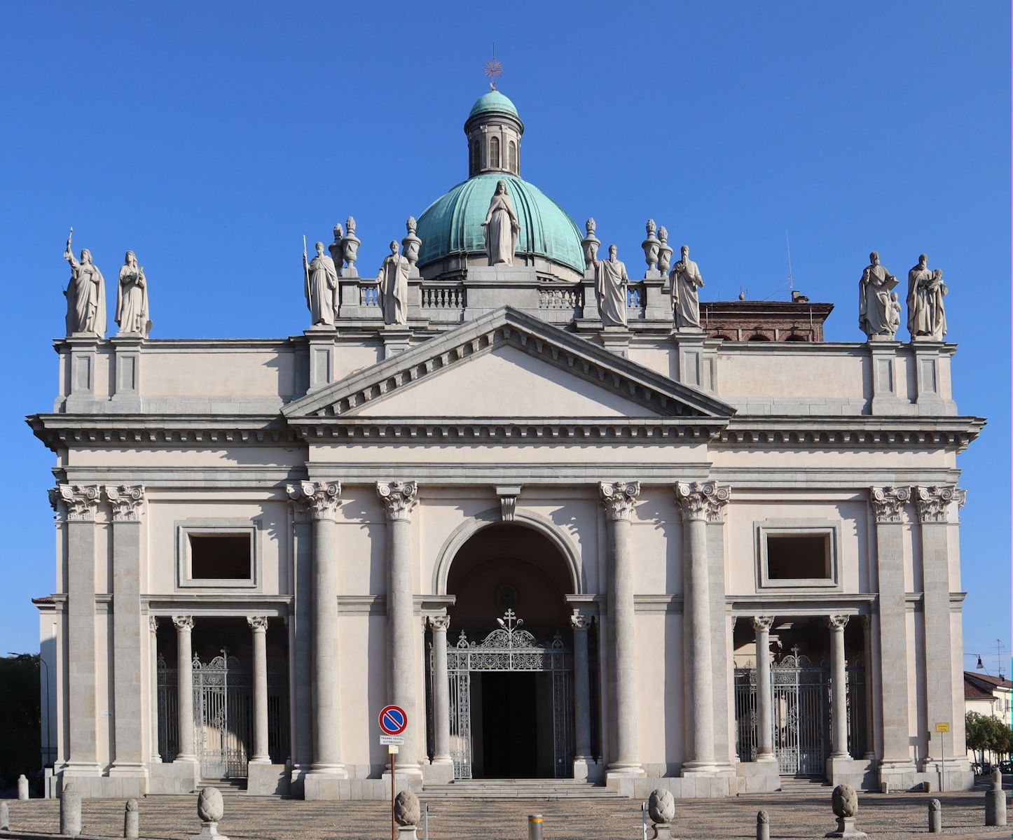 Dom in Vercelli, erbaut ab 1570 an der Stelle der antiken Kathedrale