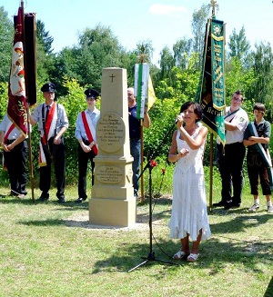 Gedenkstein für Loibrig bei der Einweihung am heutigen Platz