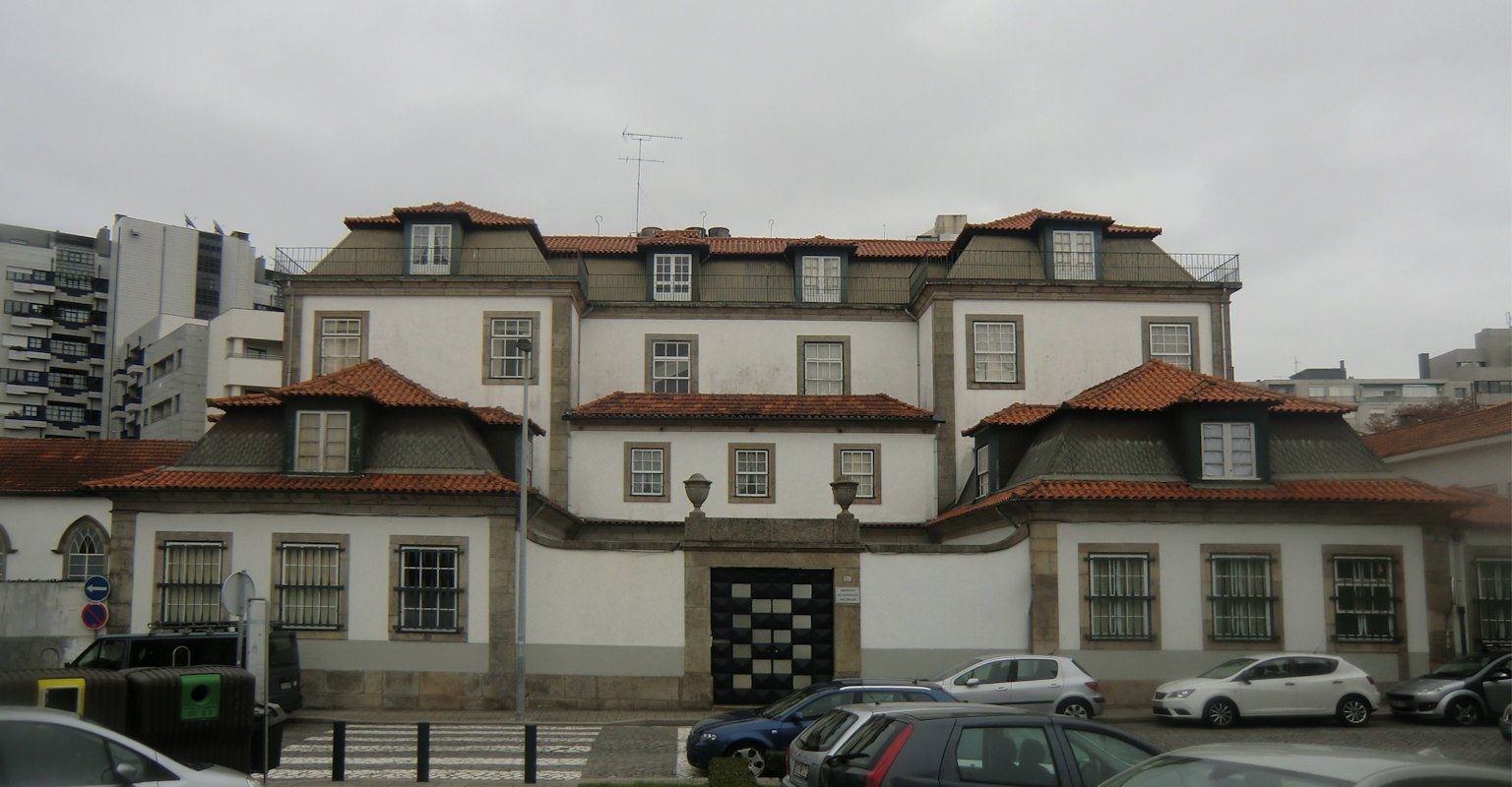 Haus der Dorotheenschwestern</a> in Porto