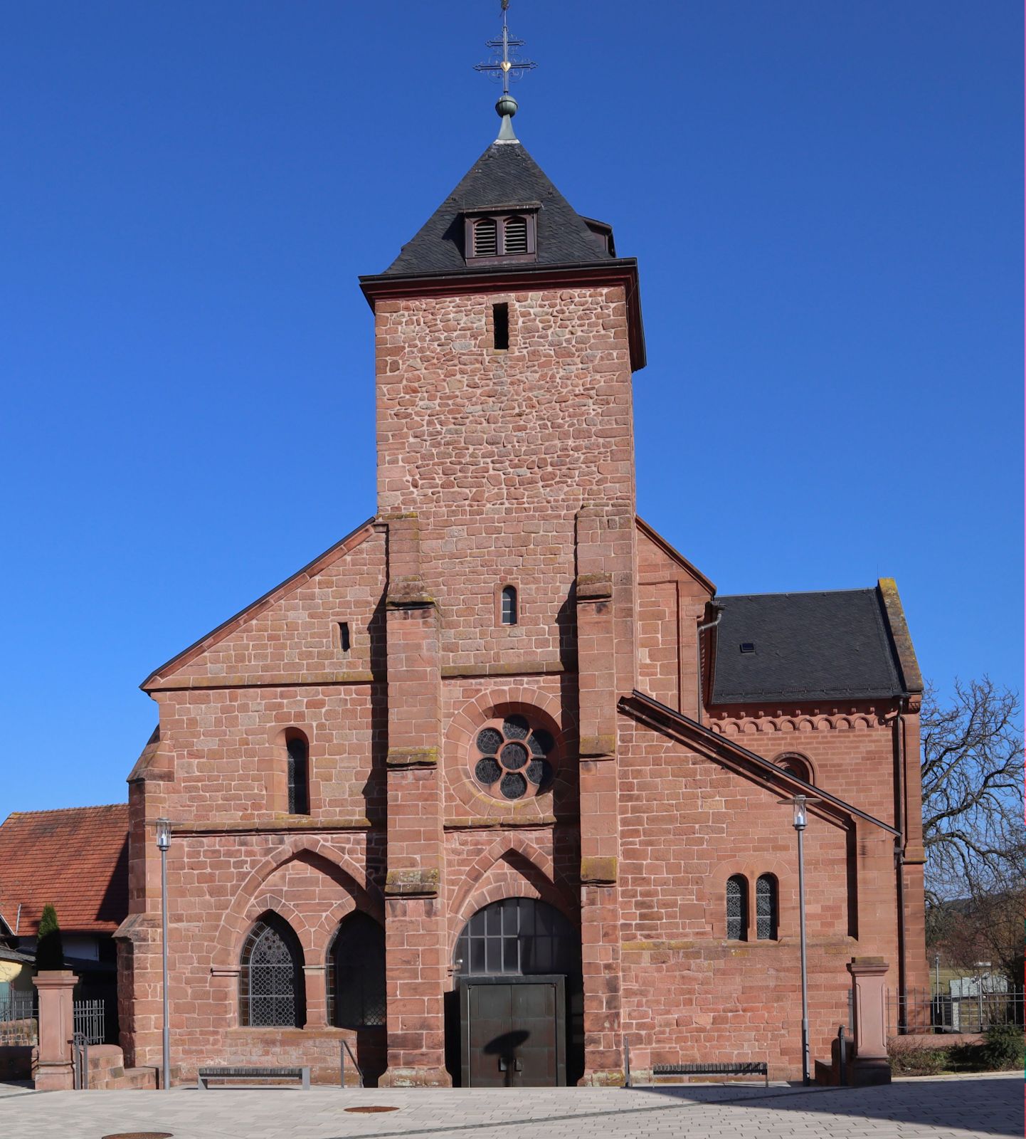 Kirche des ehemaligen Prämonstratenserklosters in Enkenbach