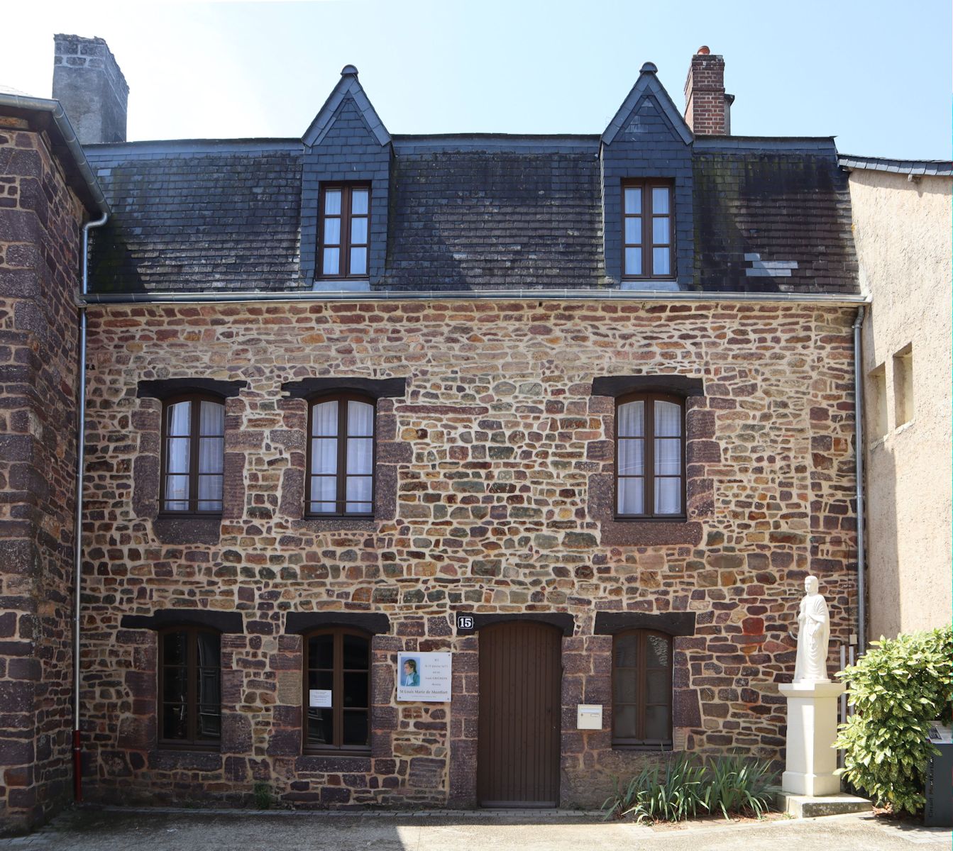 Ludwig-Marias Geburtshaus in Montfort-sur-Meu