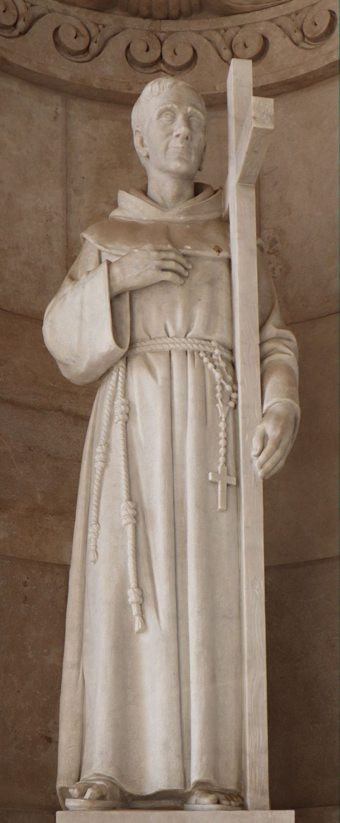 Statue in der Rosenkranz-Basilika in Pompei