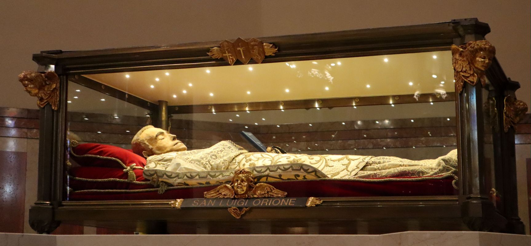 Ludwig Orionos Sarg im Sanktuarium Madonna della Guardia in Tortona