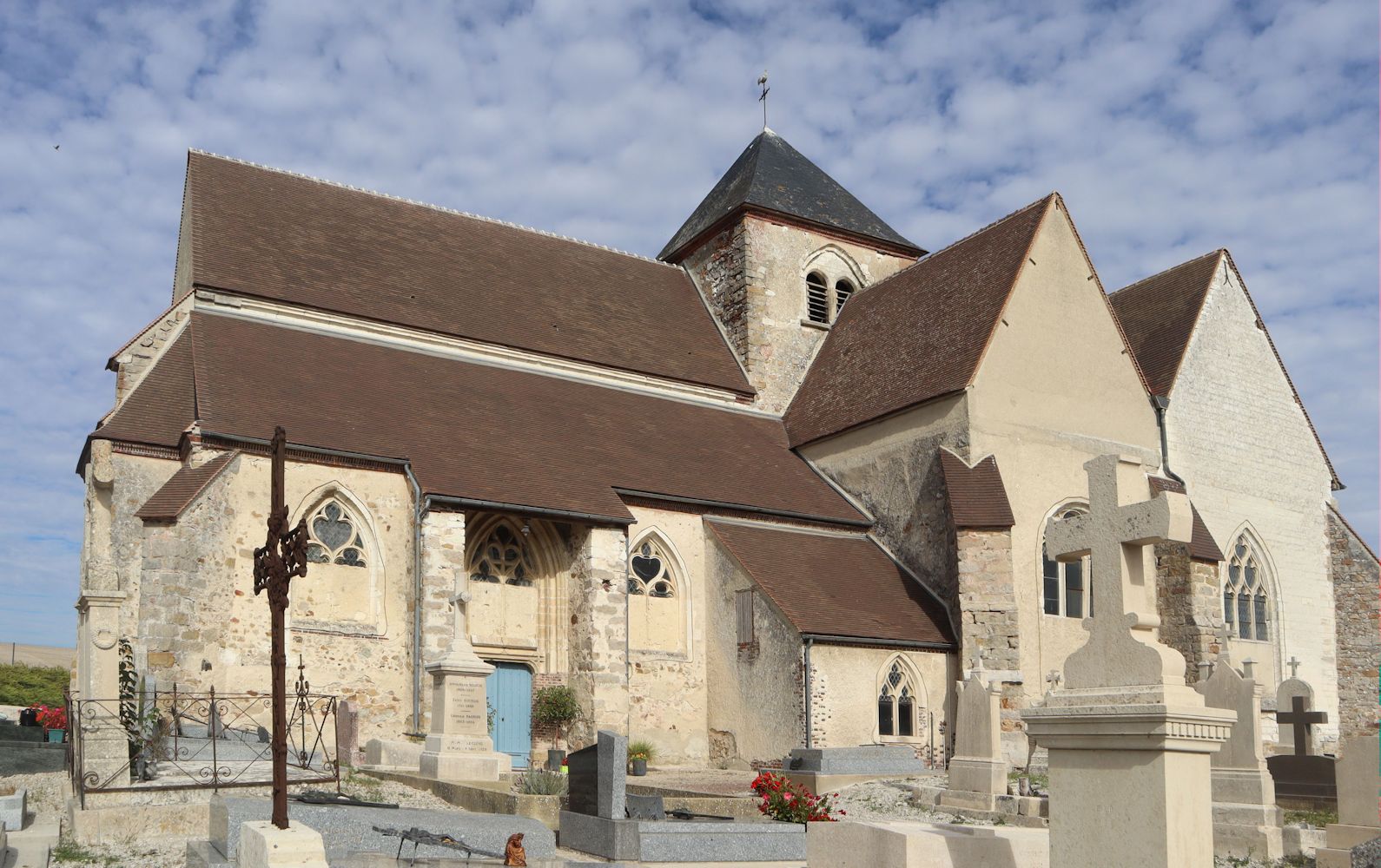 Kirche in Saint-Lupien