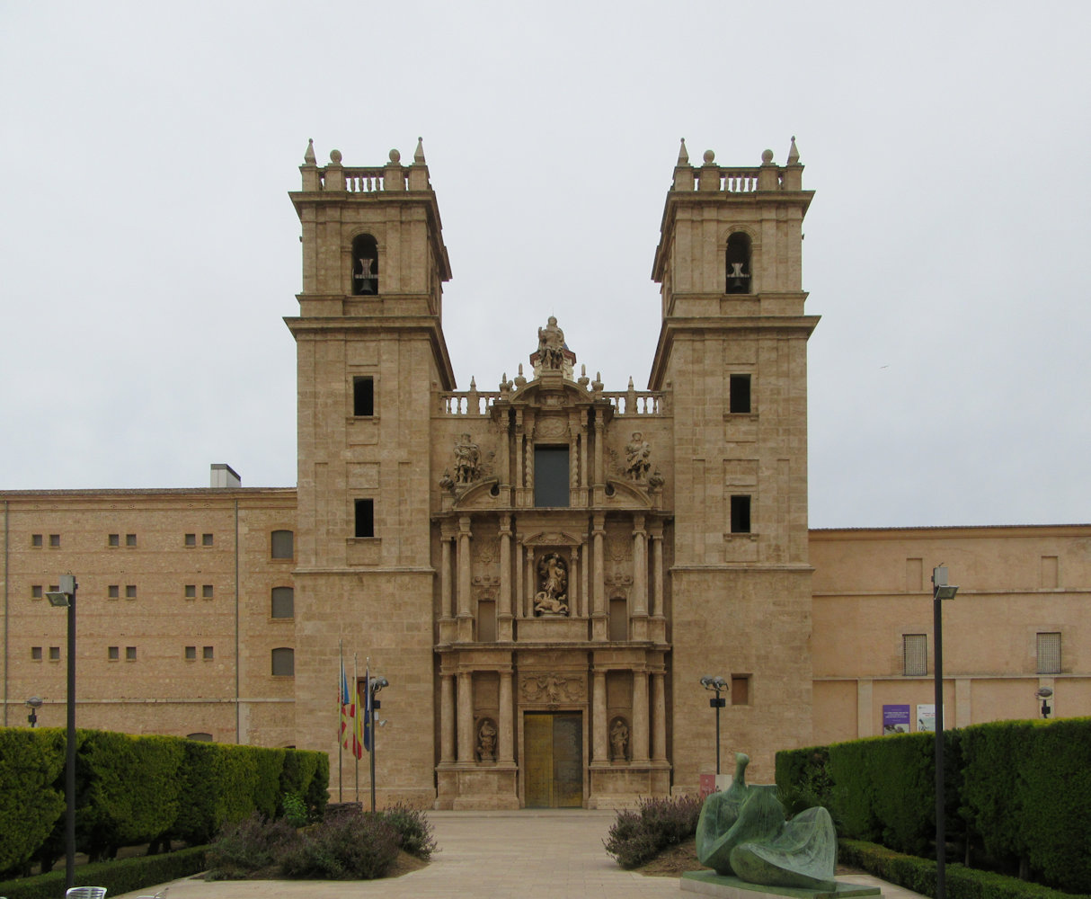keine Kirche, sondern das ehemalige Gefängnis „San Miguel de los Reyes”, heute Bibliothek, in Valencia