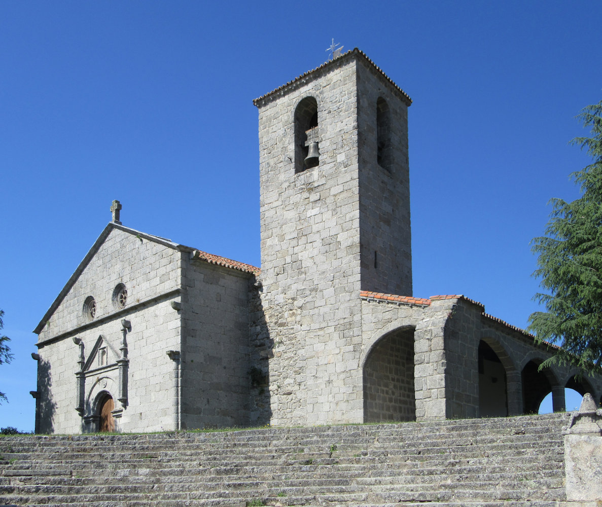 Kirche in Los Santos, einst ein Stützpunkt der Templer