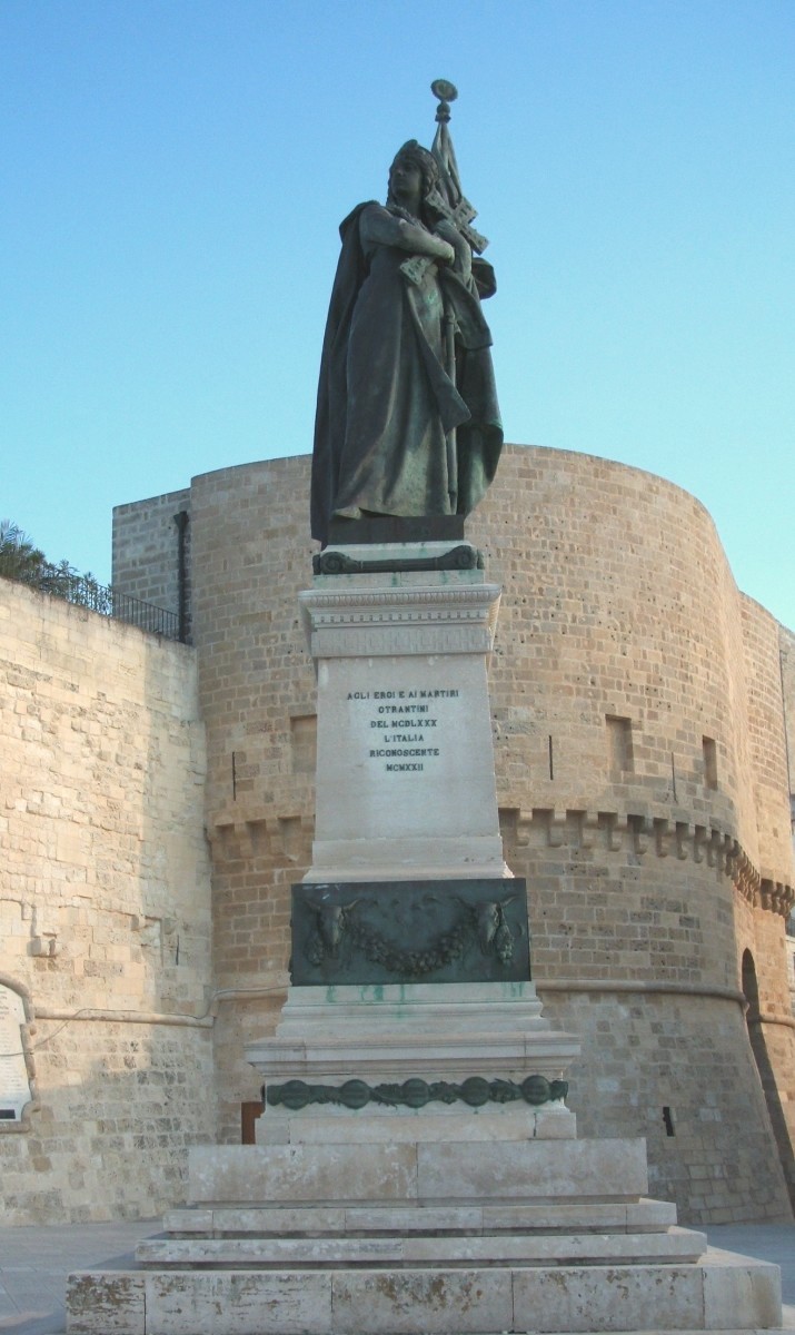 Denkmal für die 800 Märtyrer in Otranto, errichtet 1922