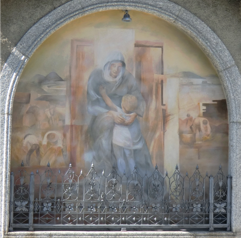 Magdalena, Wandmalerei gegenüber der Klosterkirche in Brunate