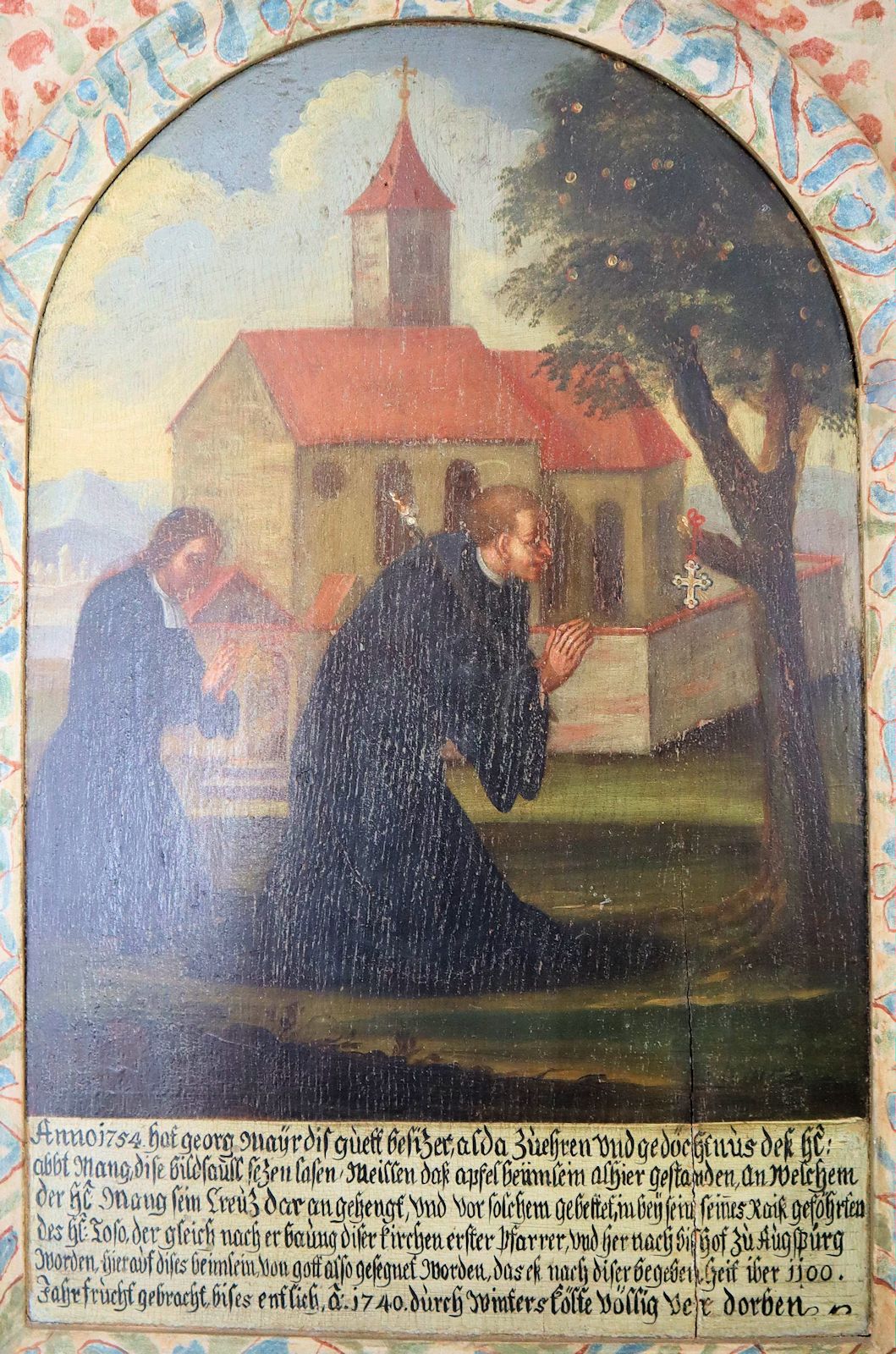 Magnus und Tozzo erbitten unter einem Apfelbaum den Segen für den Bau der Kirche in Waltenhofen, Bild in der Kapelle gegenüber dieser Kirche