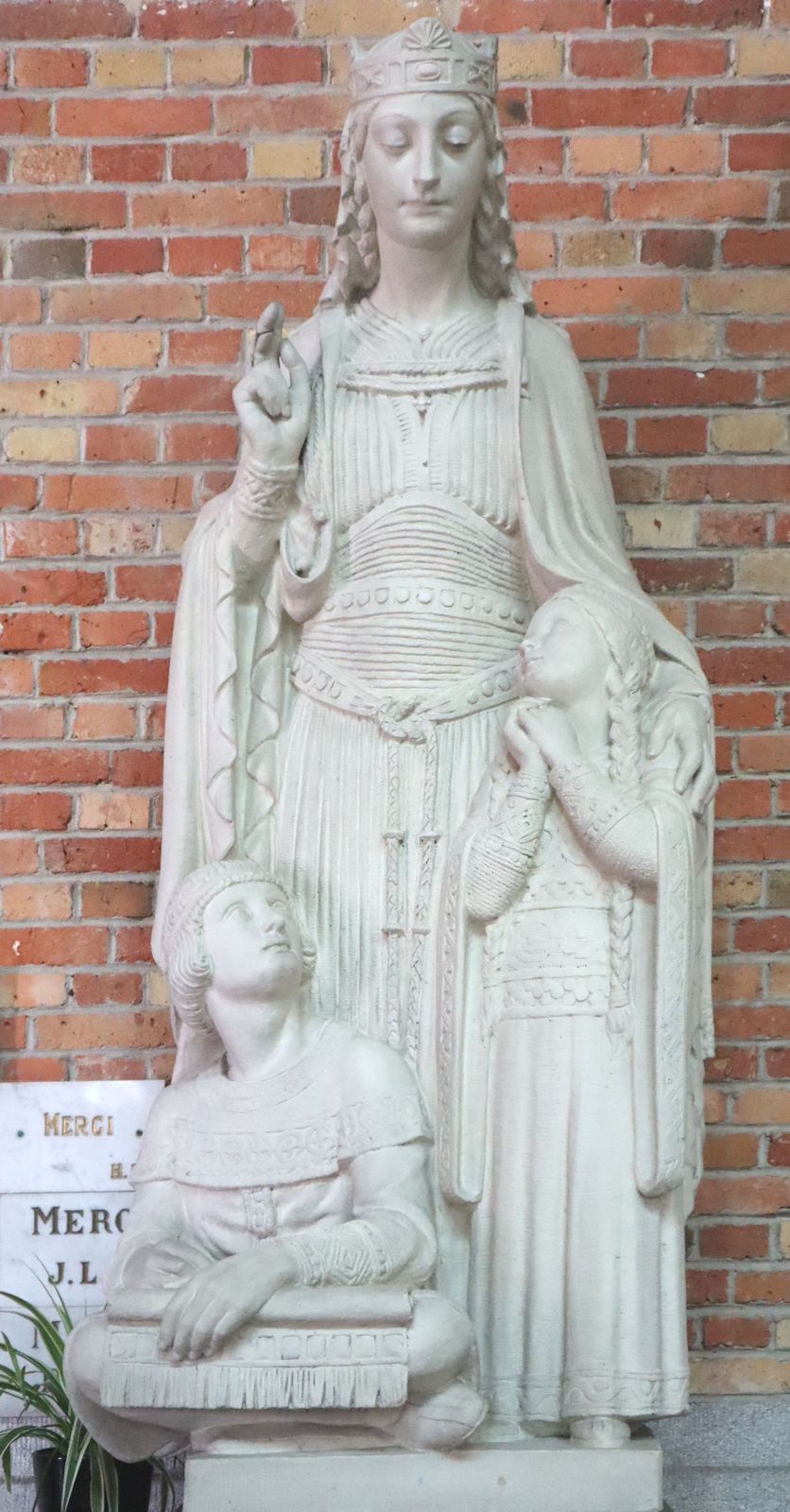 Statue in der Kirche Saint-Pierre in Merville bei Dunkerque