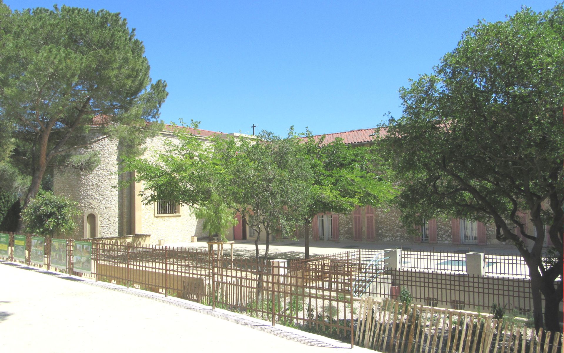 Kloster der Franziskanerinnen Missionarinnen Mariens in Marseille