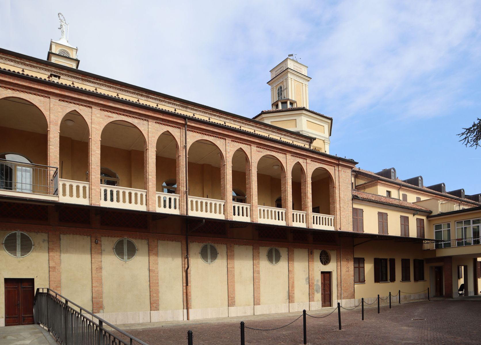 Mutterhaus der „Maria-Hilf-Schwestern” in Nizza Montferrato