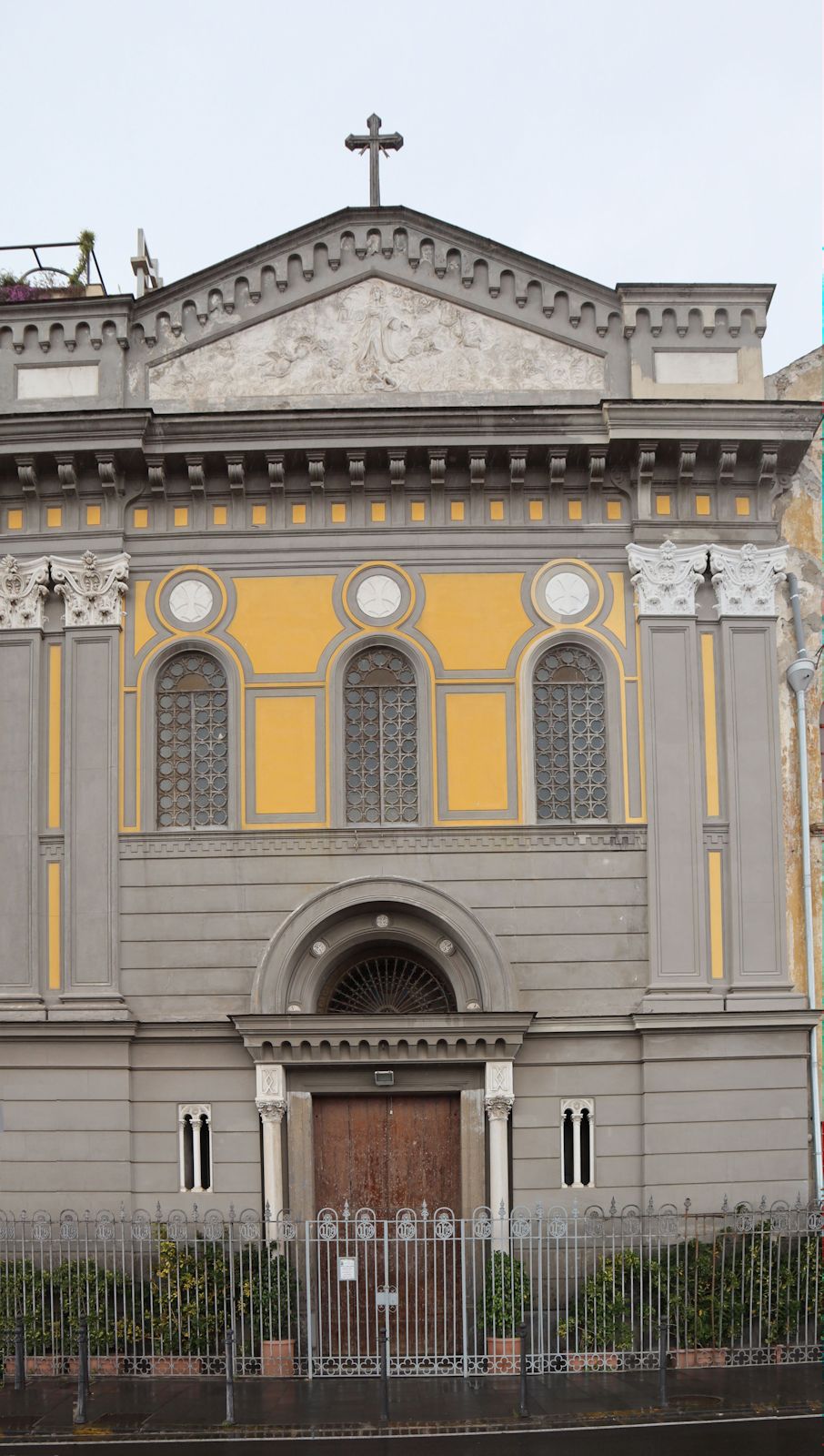 Kirche Santa Lucia al Monte in Neapel